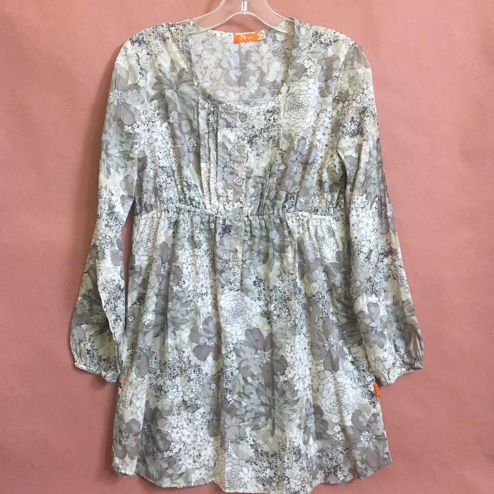 Floral Gray SohoTunic Top Blouse